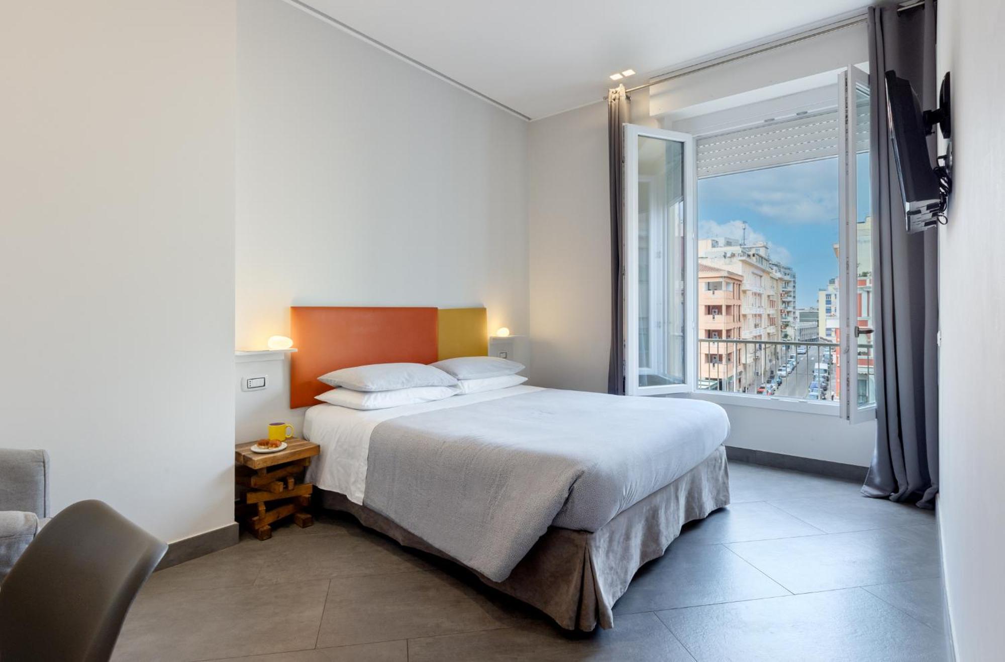 Centro Storico Via Sassari Accommodation 칼리아리 외부 사진
