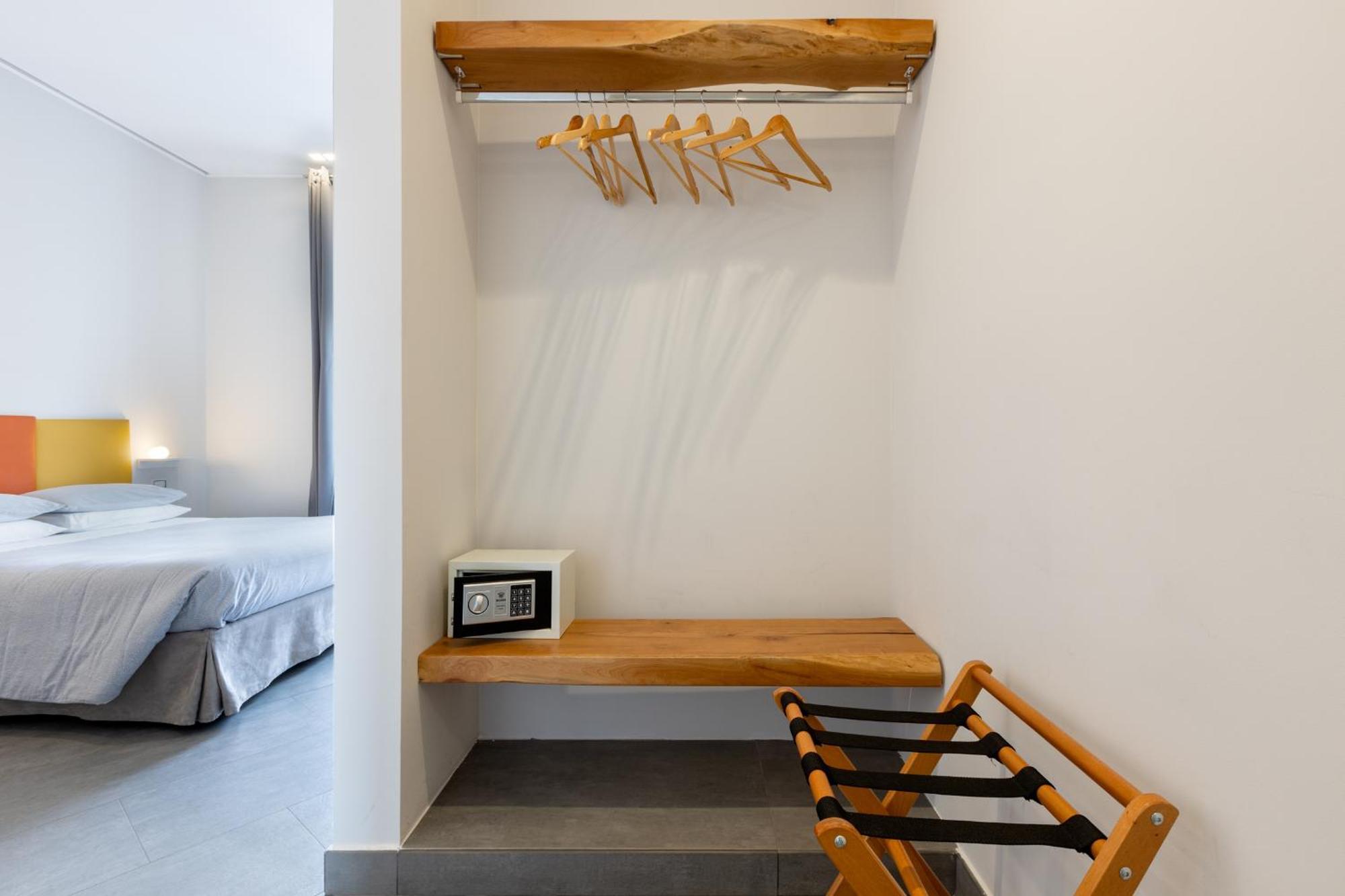 Centro Storico Via Sassari Accommodation 칼리아리 외부 사진